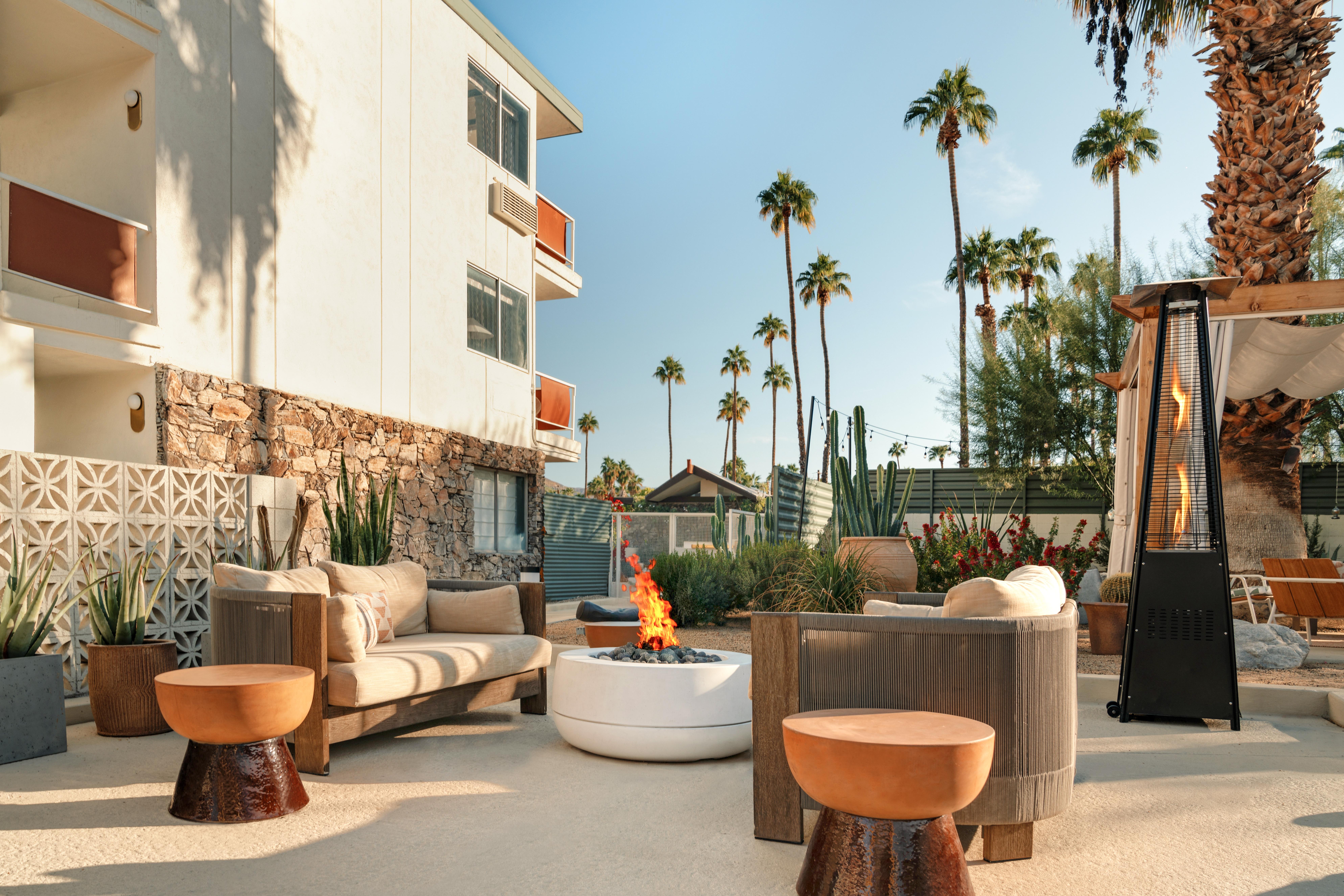 Royal Sun Palm Springs Hotel Bagian luar foto