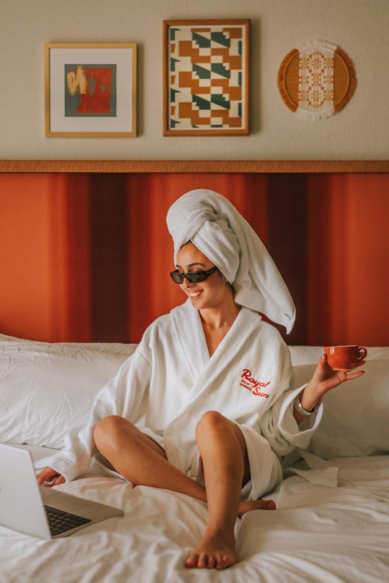 Royal Sun Palm Springs Hotel Bagian luar foto